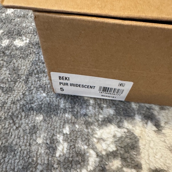 NEW Steve Madden Beki Iridescent Women's Heels - Picture 5 of 6